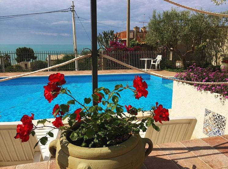 Villa Lu Marina di Palma Bagian luar foto